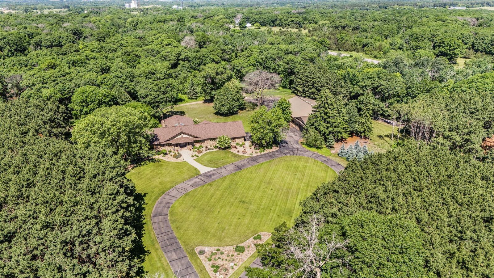Property Photo:  5895 5th Avenue NE  MN 56379 