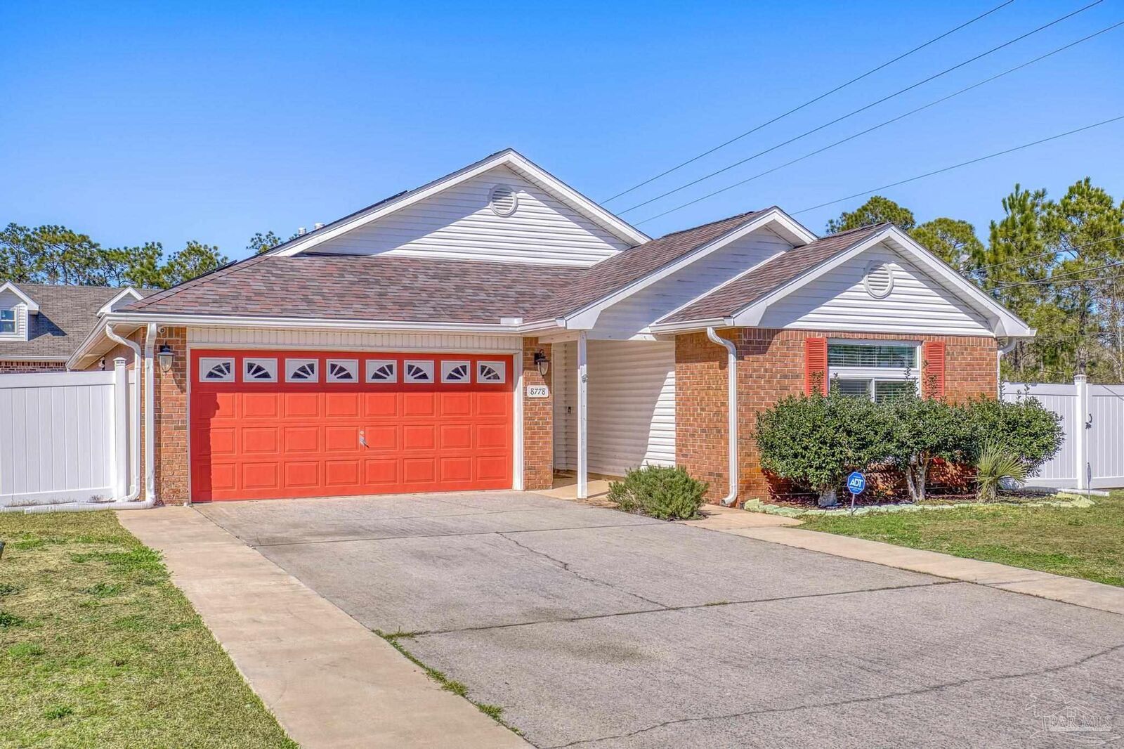 Property Photo:  8778 Faye Ct  FL 32566 