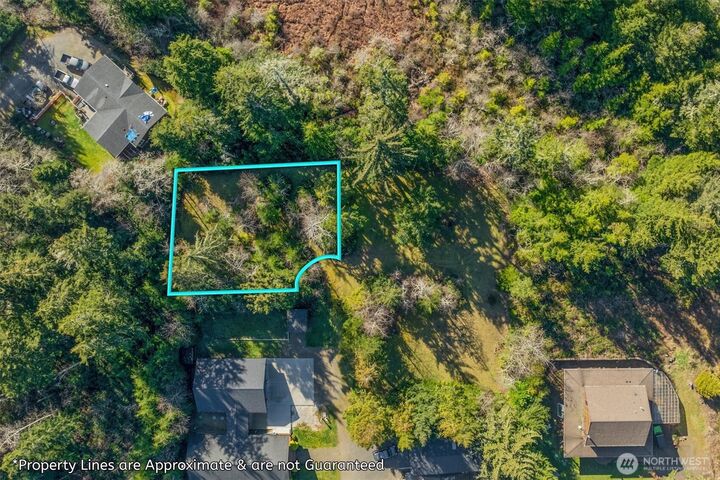 Property Photo:  21333  Birch Place  WA 98640 