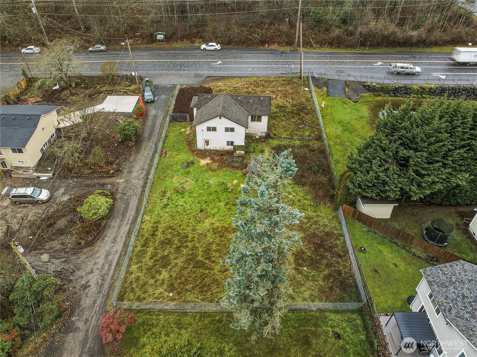Property Photo: 22827 Meridian Avenue S WA 98021