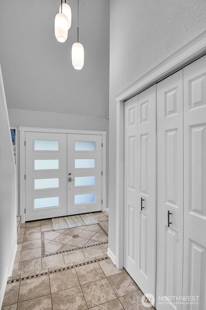 Property Photo:  17312  7th Avenue W  WA 98012 