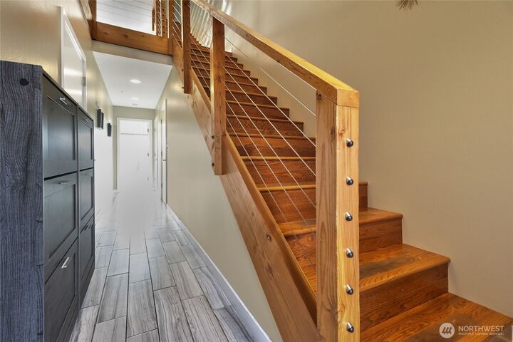 Property Photo: 6225 NE 181st Street 101 WA 98028