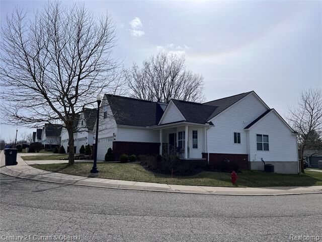 Property Photo: 828 Nelsons Ridge Drive 20 MI 48843