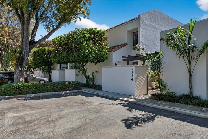 Property Photo:  8144 SW 86th Ter  FL 33143 