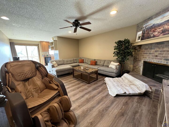 Property Photo:  4643-4645 SW 8th Ave  KS 66606 