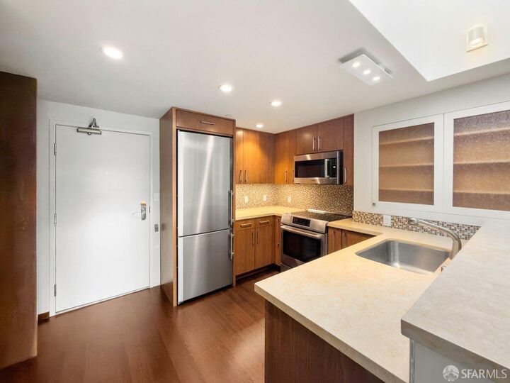 Property Photo: 601 Van Ness Avenue 54 CA 94102