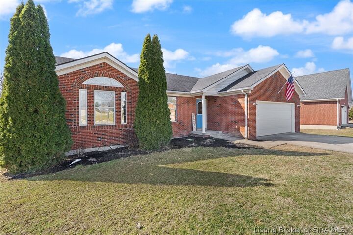 Property Photo: 5501 Sky Ridge Road IN 47111