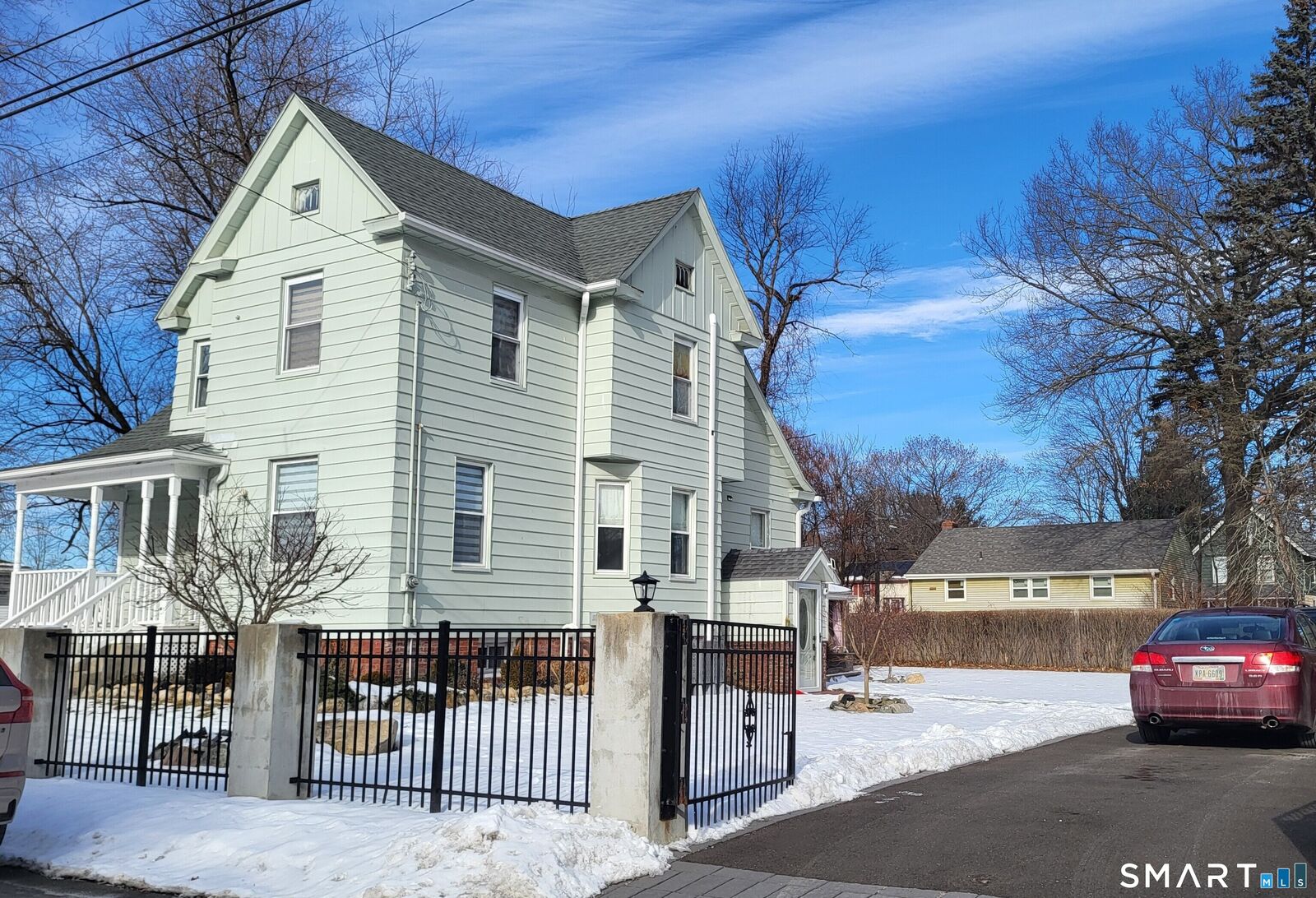 Property Photo:  110 Darby Street  CT 06002 
