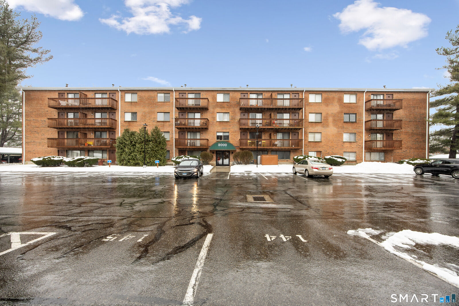 Property Photo: 2220 Harbor View Drive 2220 CT 06067