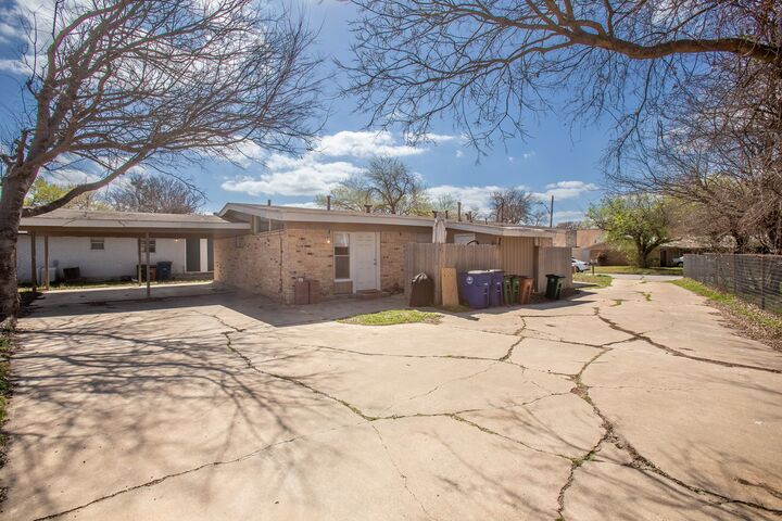 Property Photo:  2710 Saint Edwards Circle A  TX 78704 