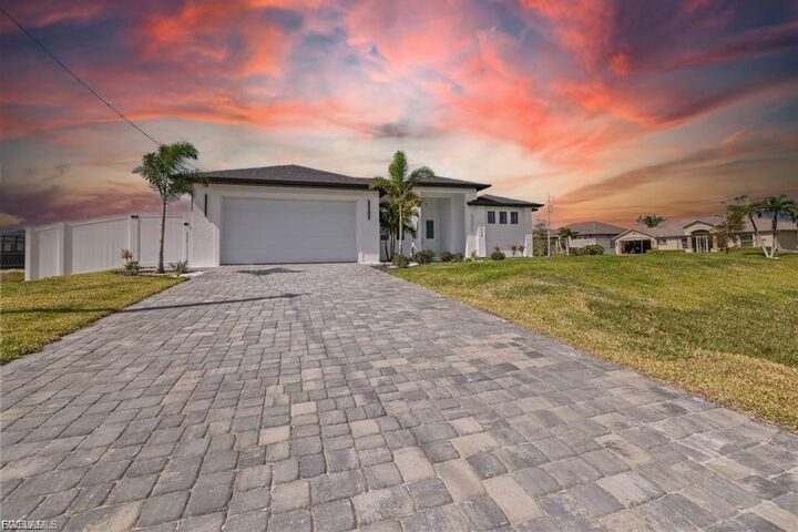 Property Photo:  1248 NW 35th Ave  FL 33993 