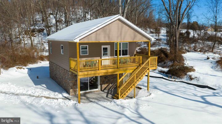 Property Photo:  8140 Hokes Road  PA 17327 