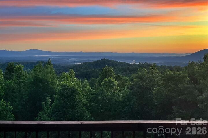 Property Photo:  623 Mountain Vista Drive  NC 28761 
