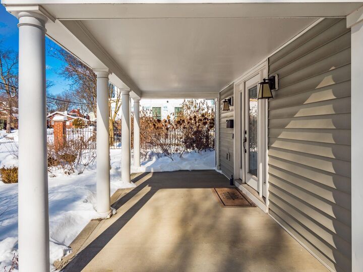 Property Photo:  1112 Elmwood Avenue  OH 43212 