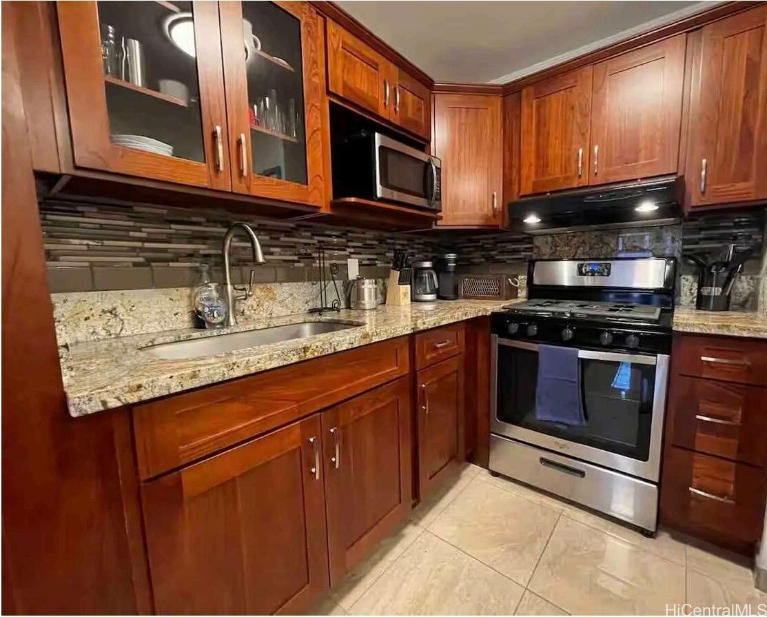 Property Photo:  2465 Kuhio Avenue 304  HI 96815 