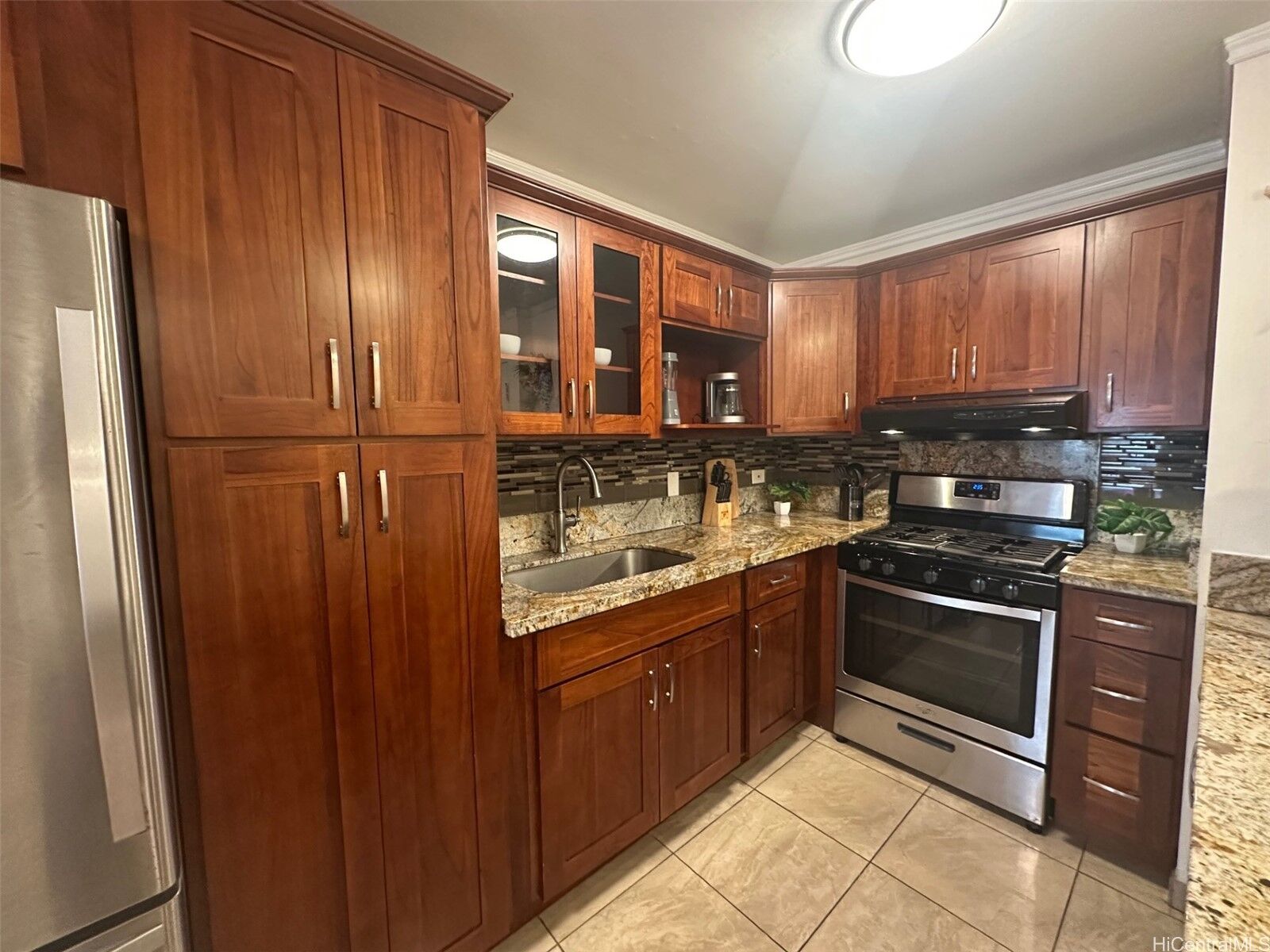 Property Photo:  2465 Kuhio Avenue 304  HI 96815 