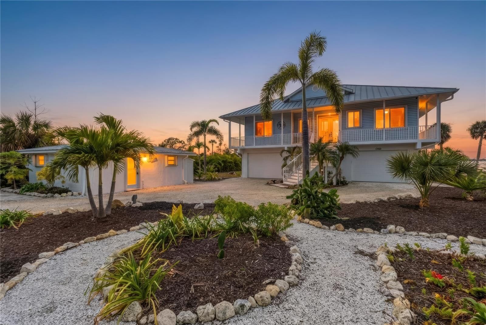 Property Photo: 1380 Aqua View Lane FL 34223