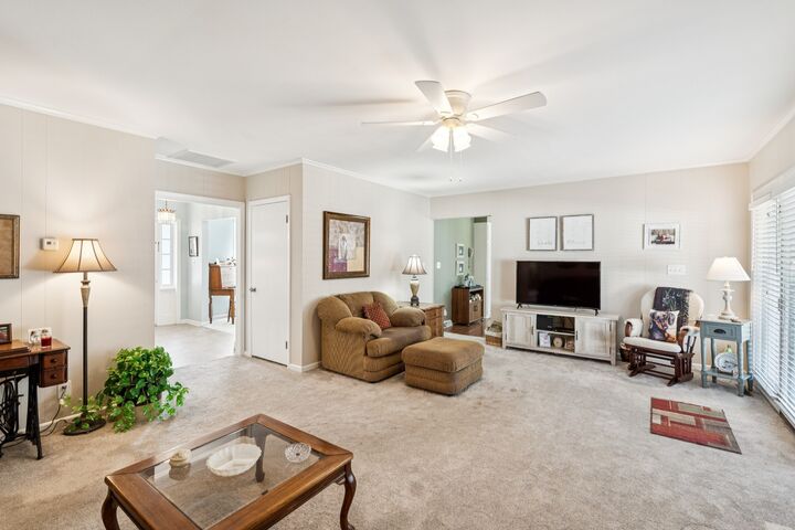 Property Photo: 126 Oak Hill Dr TN 37087