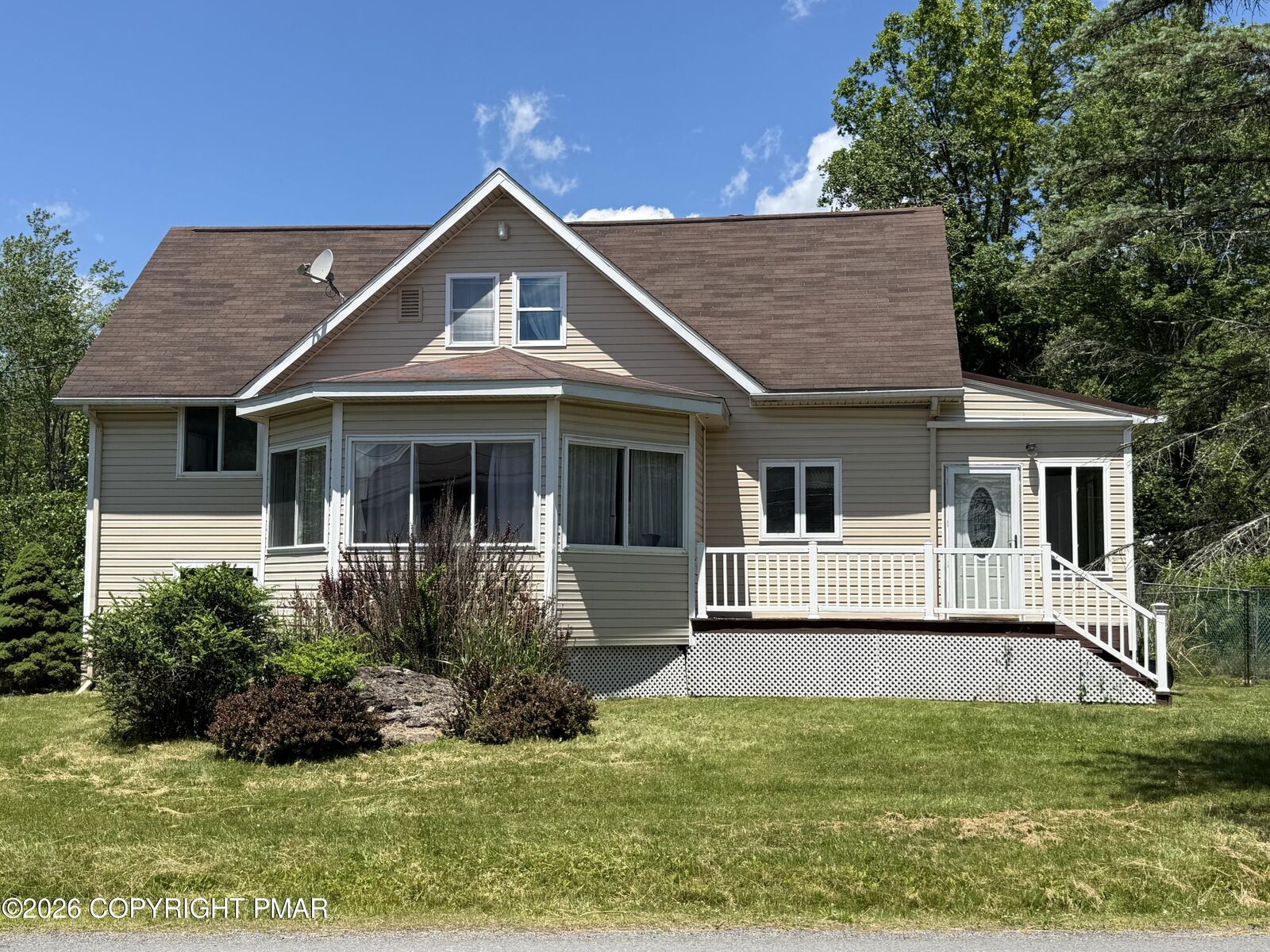 Property Photo:  7639 Lake Shore Drive  PA 18347 