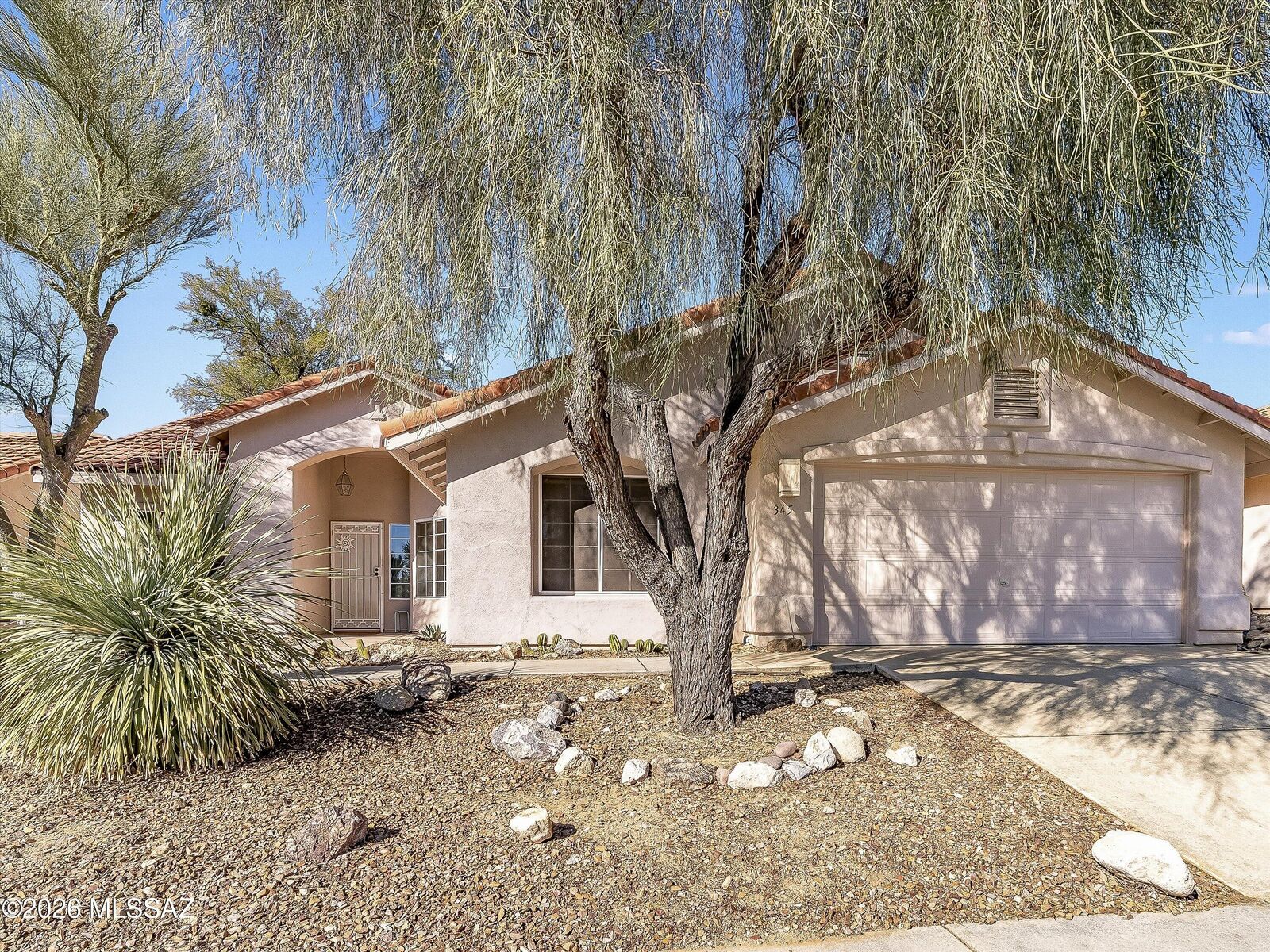 Property Photo: 345 E Shore Cliff Place AZ 85737