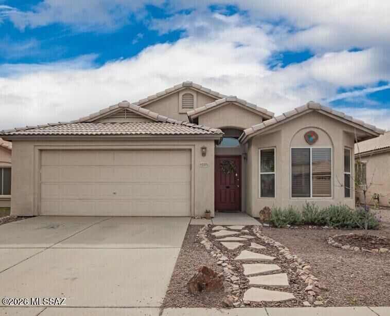 Property Photo:  2325 W Silverbell Tree Drive  AZ 85745 