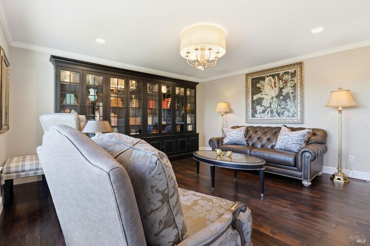 Property Photo:  55 San Joaquin Place  CA 94947 