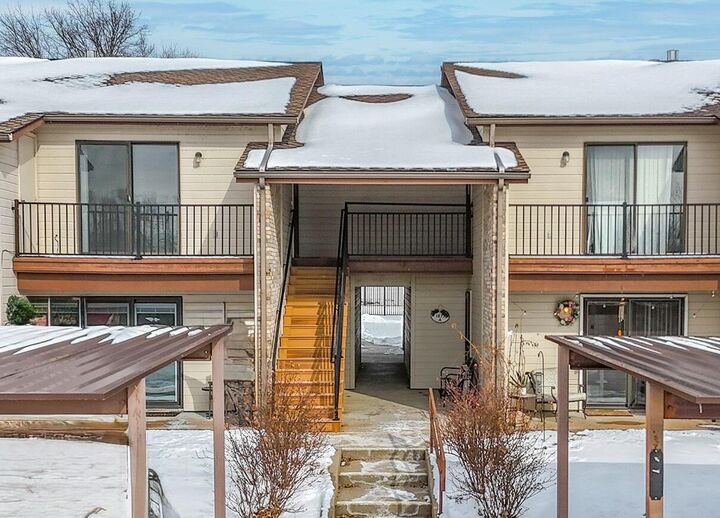 Property Photo:  1877 N Waterfront Dr  MO 65202 