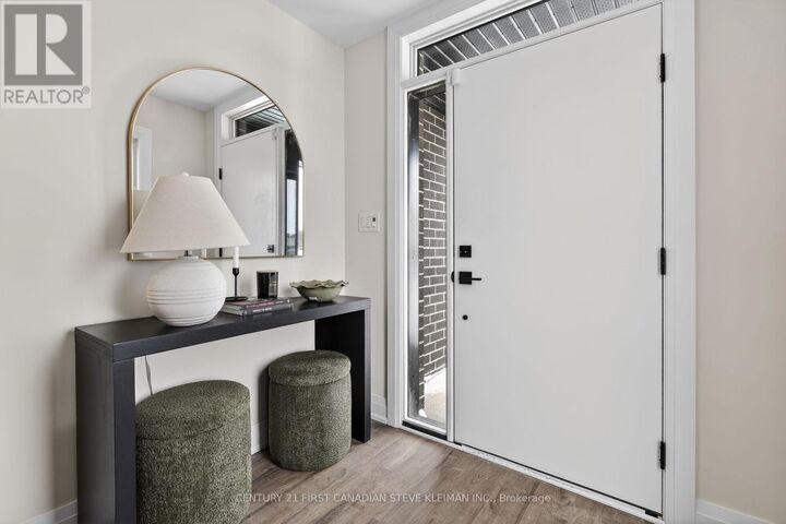 Property Photo: 2830 Tokala Trail 99 ON N6G 5B4