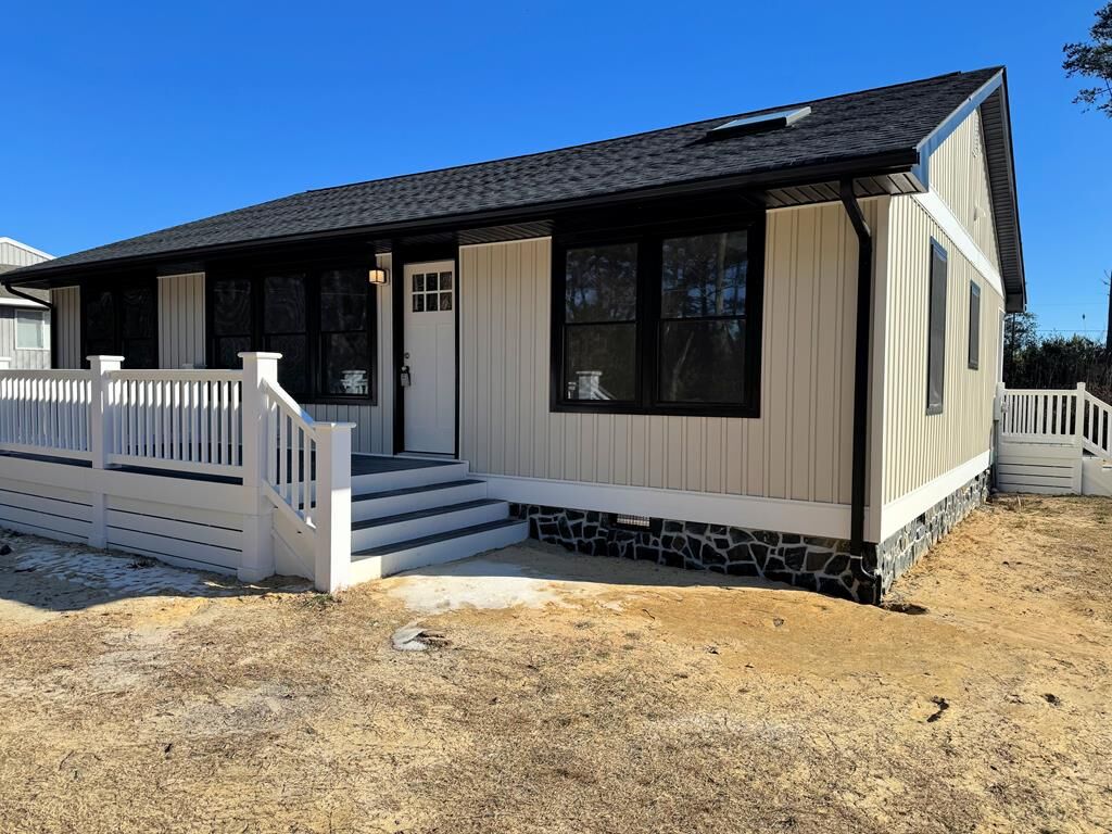 Property Photo:  5410 Oak Dr  VA 23336 