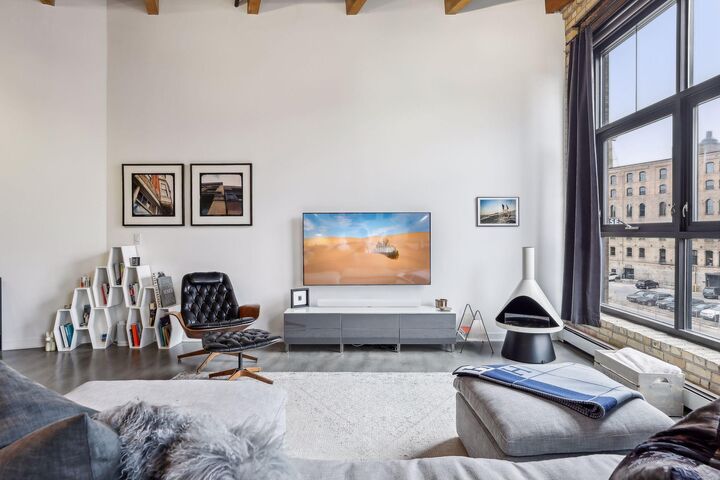 Property Photo:  404 Washington Avenue N 204  MN 55401 