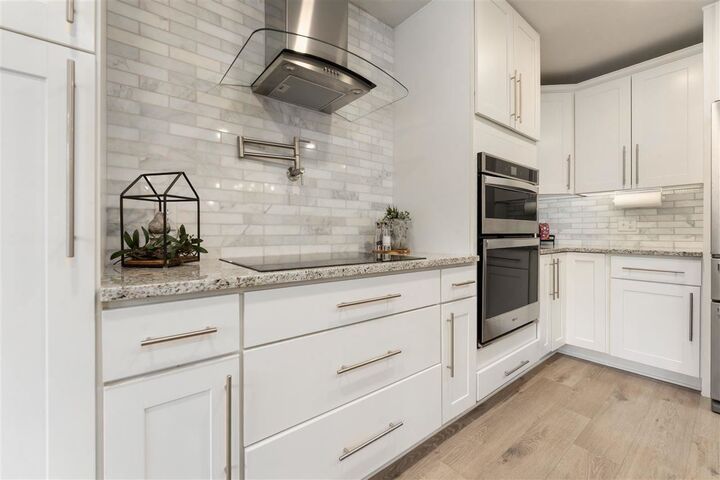 Property Photo:  2810 Honeysuckle Lane  IN 47374 