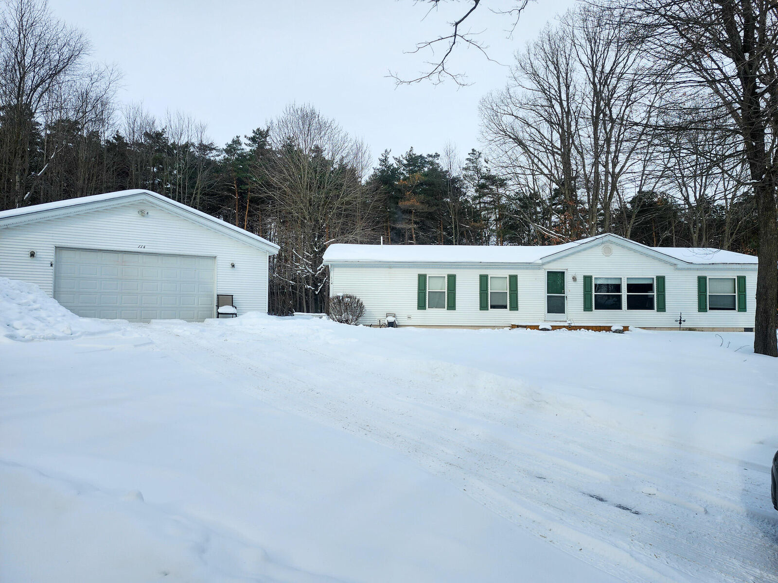 Property Photo: 114 Bay City Trail MI 48629