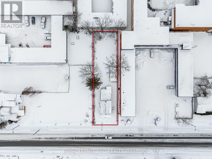 Property Photo:  5930 Fallsview Avenue  ON L2G 3V5 