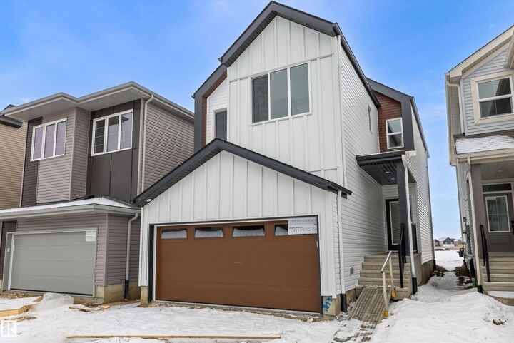 Property Photo:  18931 28 Avenue NW  AB T6M 3H9 