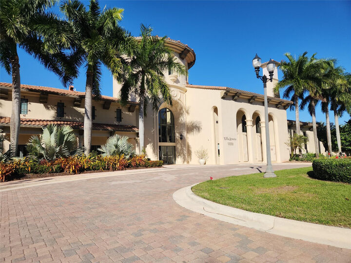 Property Photo:  12698 NW 32nd Place  FL 33323 