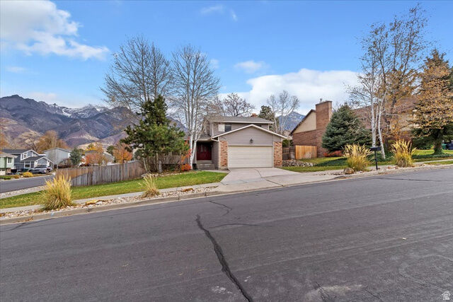 Property Photo:  8931 S Quail Hollow Dr  UT 84093 