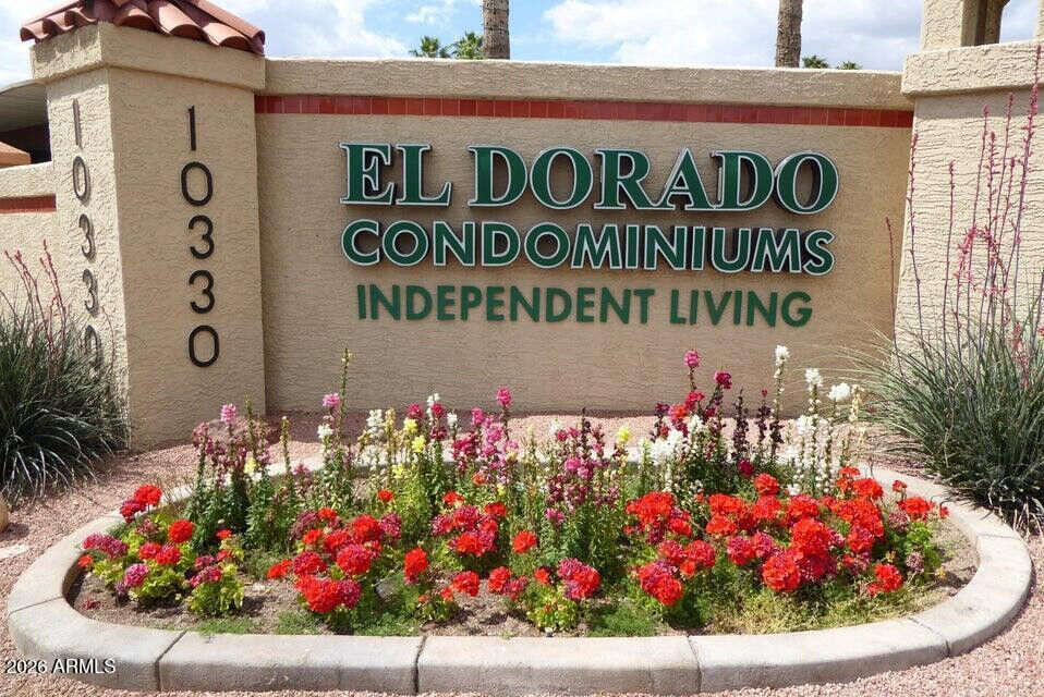 Property Photo:  10330 W Thunderbird Boulevard Apt A127  AZ 85351 