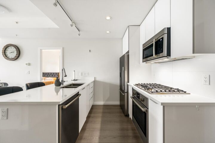 Property Photo:  8699 Hazelbridge Way 919  BC V6X 0T4 