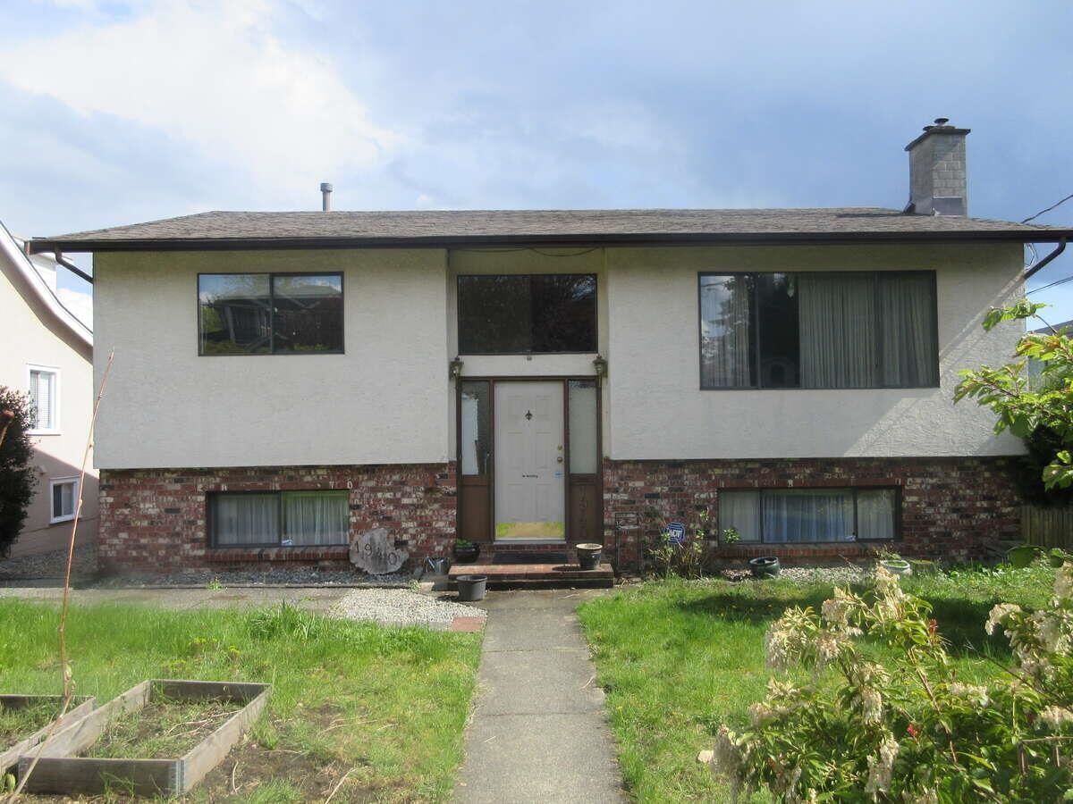Property Photo: 1940 Dublin Street BC V3M 3A5