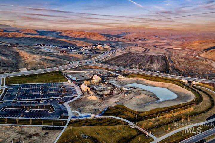 Property Photo:  7068 N Cairnhill Way  ID 83616 