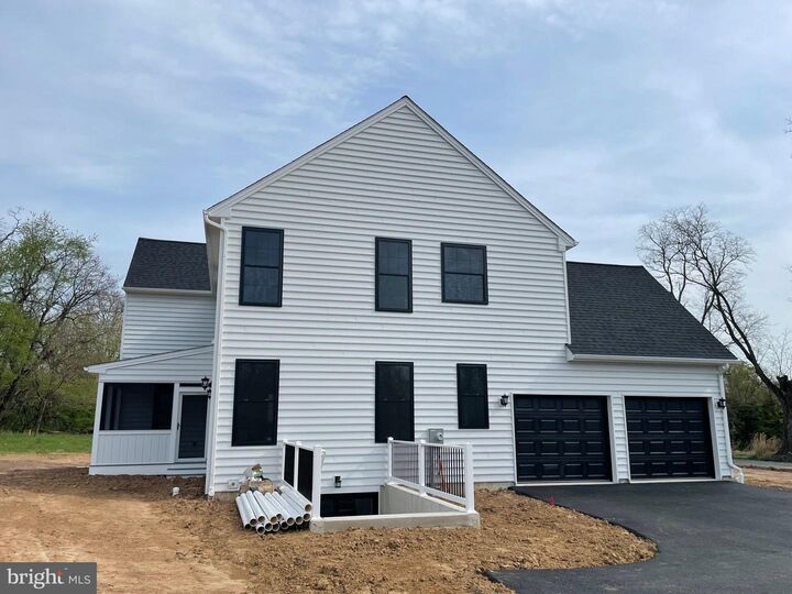 Property Photo:  828 Spring City Road  PA 19460 