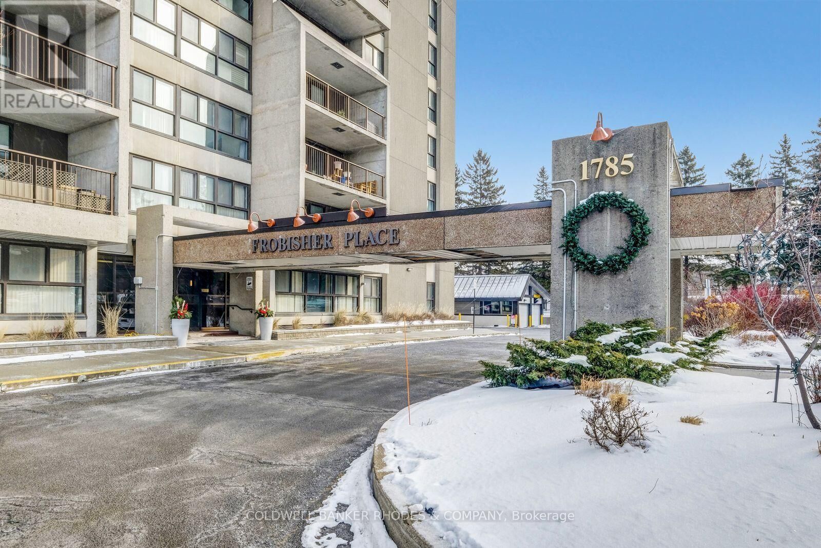 Property Photo: 1785 Frobisher Lane 1609 ON K1G 3T7