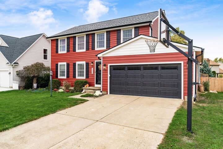 Property Photo:  5570 Oldwynne Road  OH 43026 