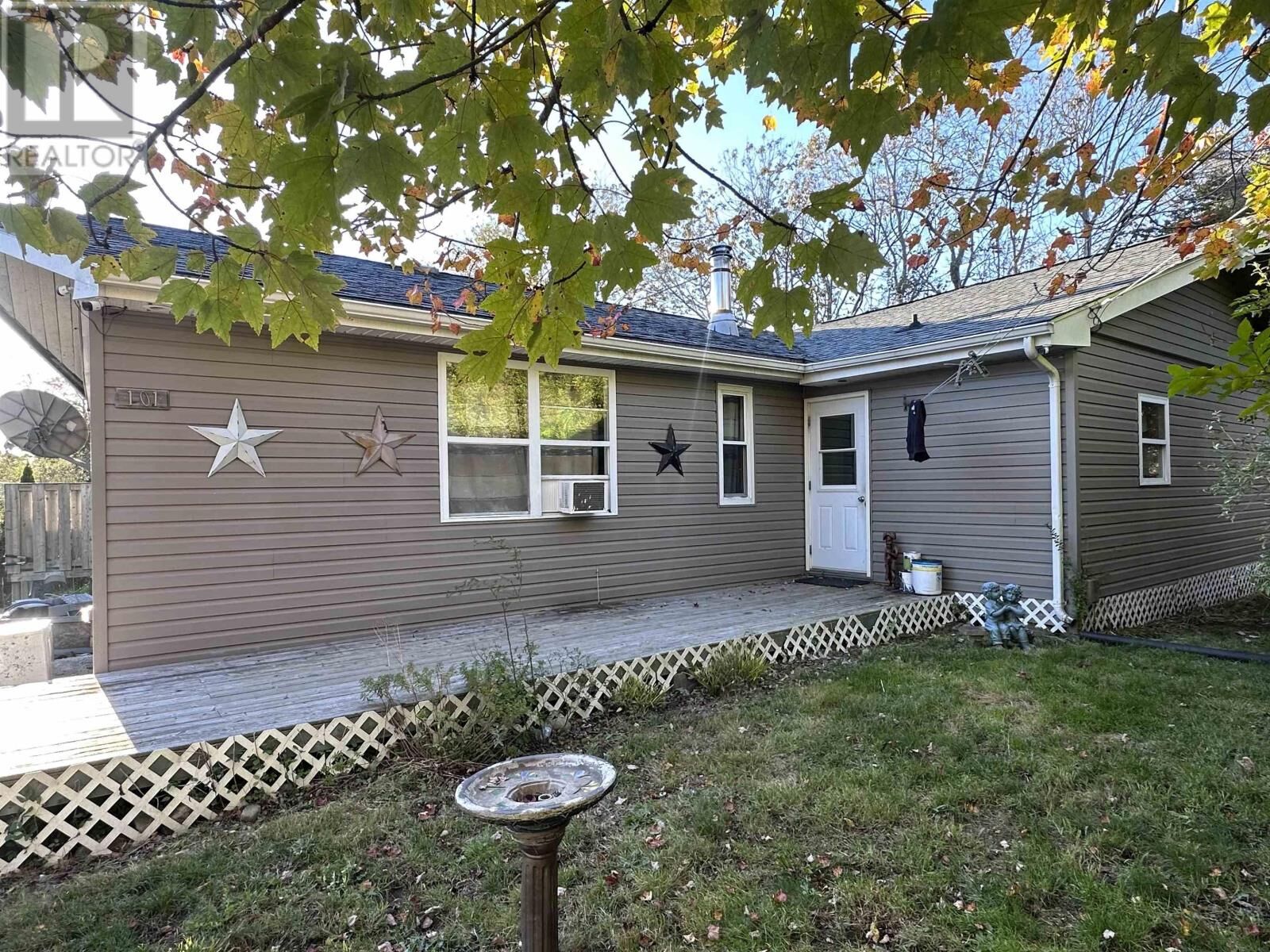 Property Photo: 101 Parr Street NS B0T 1W0