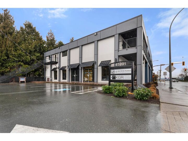 Property Photo:  45991 Airport Road  BC V2P 1A3 