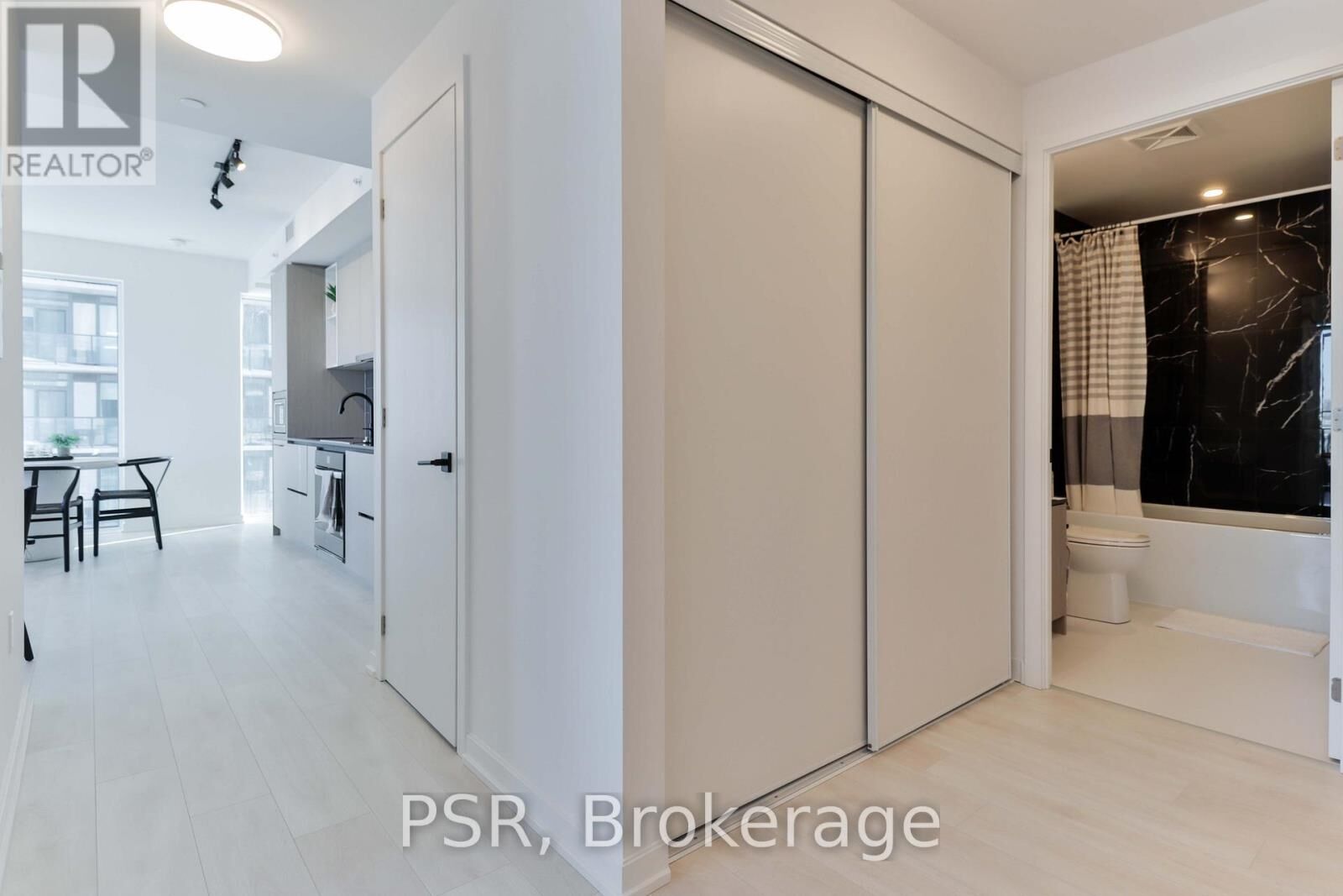 Property Photo:  1285 Dupont Street North 1510  ON M6H 0E3 