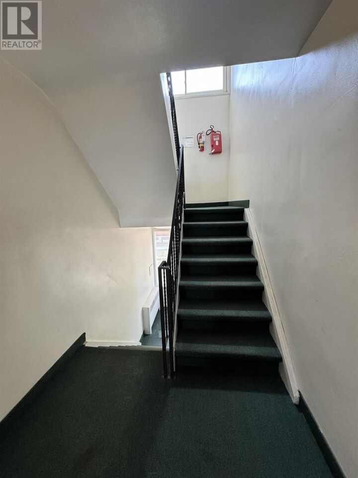 Photo de la propriété:  690 Pine St  ON P6B 3G1 