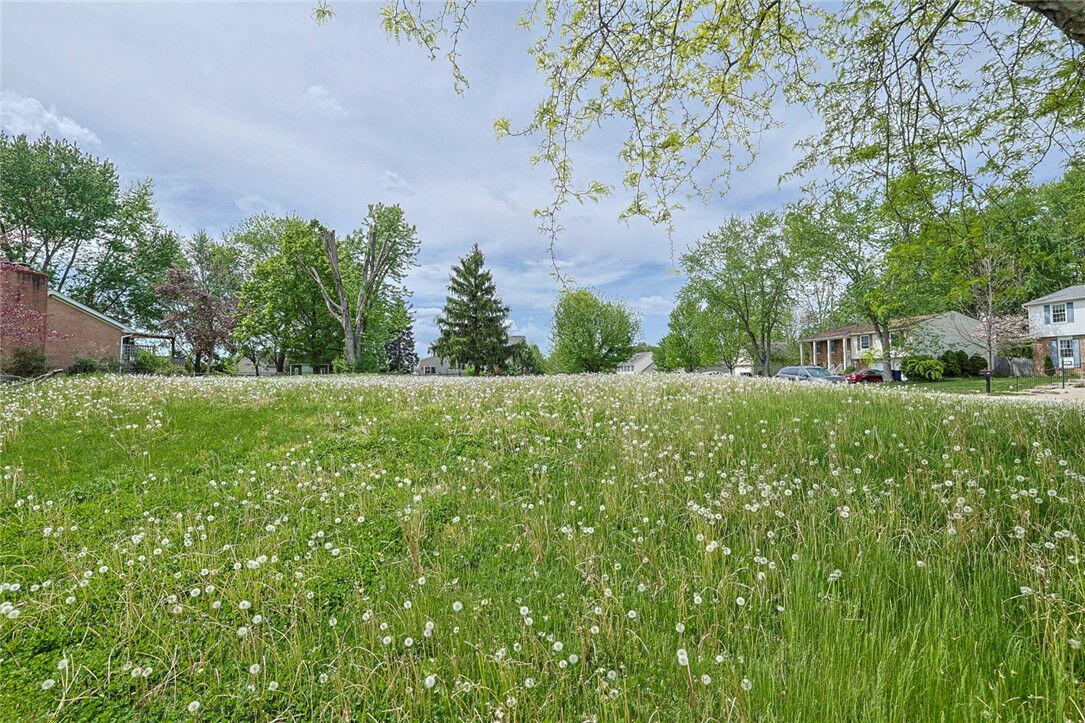 Property Photo:  4739 Strathaven Drive  OH 45424 