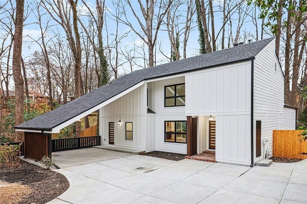 Property Photo: 2360 Bradcliff Drive NE GA 30345