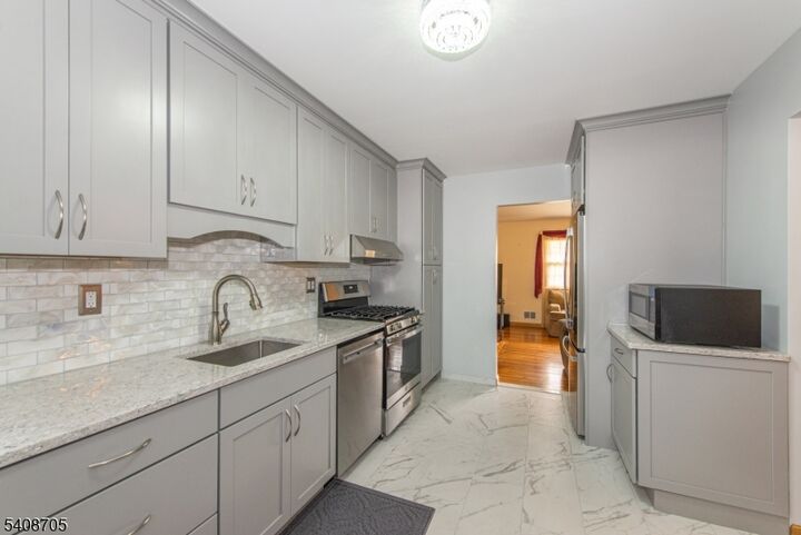 Property Photo:  4 George St  NJ 07876 